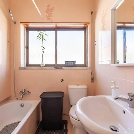 Ninestories Baleal Ferienhaus Ferrel (Leiria)