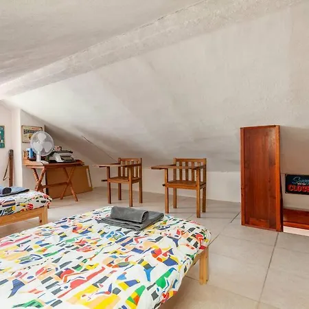 Ninestories Baleal Ferienhaus
