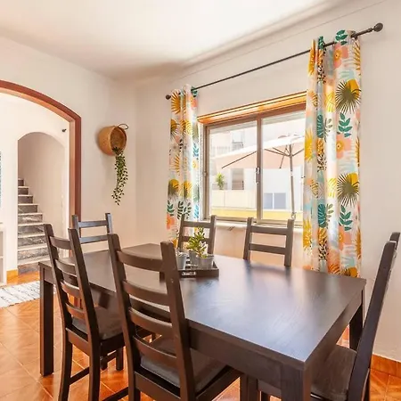 Ferienhaus Ninestories Baleal *