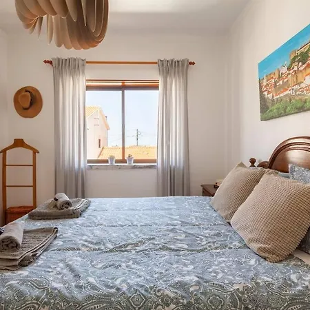Ninestories Baleal Ferienhaus